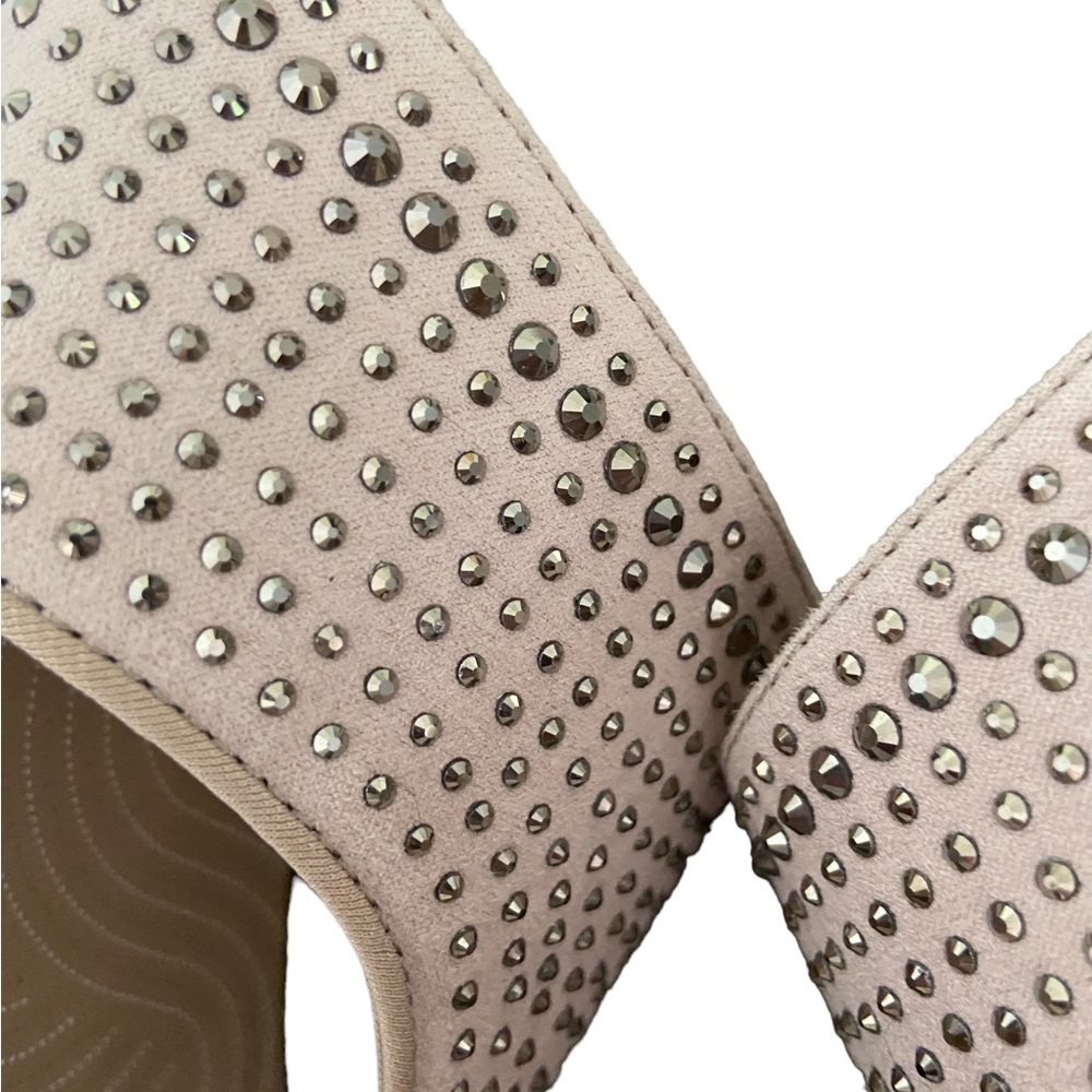 Clarks wedge sandals with studded design. Like new. Beige. - Picture 10 of 12